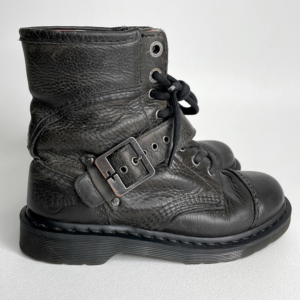 Dr.Marten’s Triumph 1460 Original lace up boots size 7 ladies
